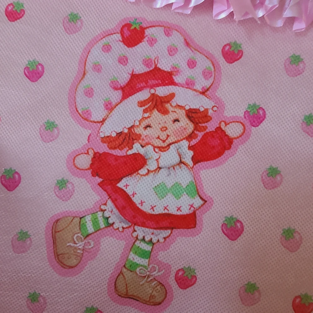 Strawberry Shortcake Storage Set ๐ - Picture 5 of 6